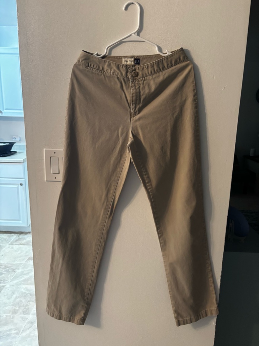 GAP Khaki Pants - Classic Fit